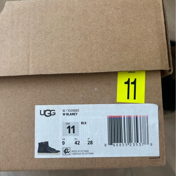 UGG Black Leather High-Tops with Tassel - Picture 5 of 5